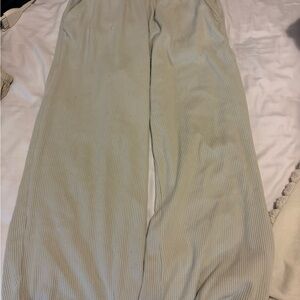 Hollister Cream Ribbed Knitwear